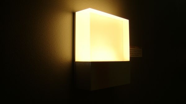Светодиодный светильник накладной, теплый белый оттенок, 4х1.5W (FS-TV-BW-EURO WW)
