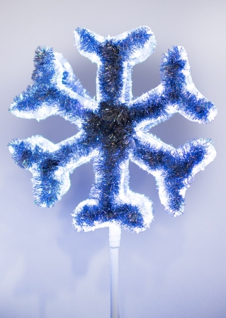 Изображение Макушка световая "Снежинка", стандарт, для ели 10-20м цвет синий, высота 1,5 м  интернет магазин Иватек ivatec.ru