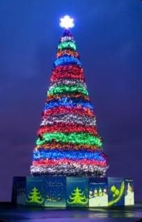 Новогодняя искусственная ель светодинамическая "Уральская", высота 10 м