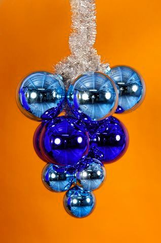 Елочное украшение Гроздь из шаров 500мм (8шт*150мм,4шт*100мм)цвет Синий