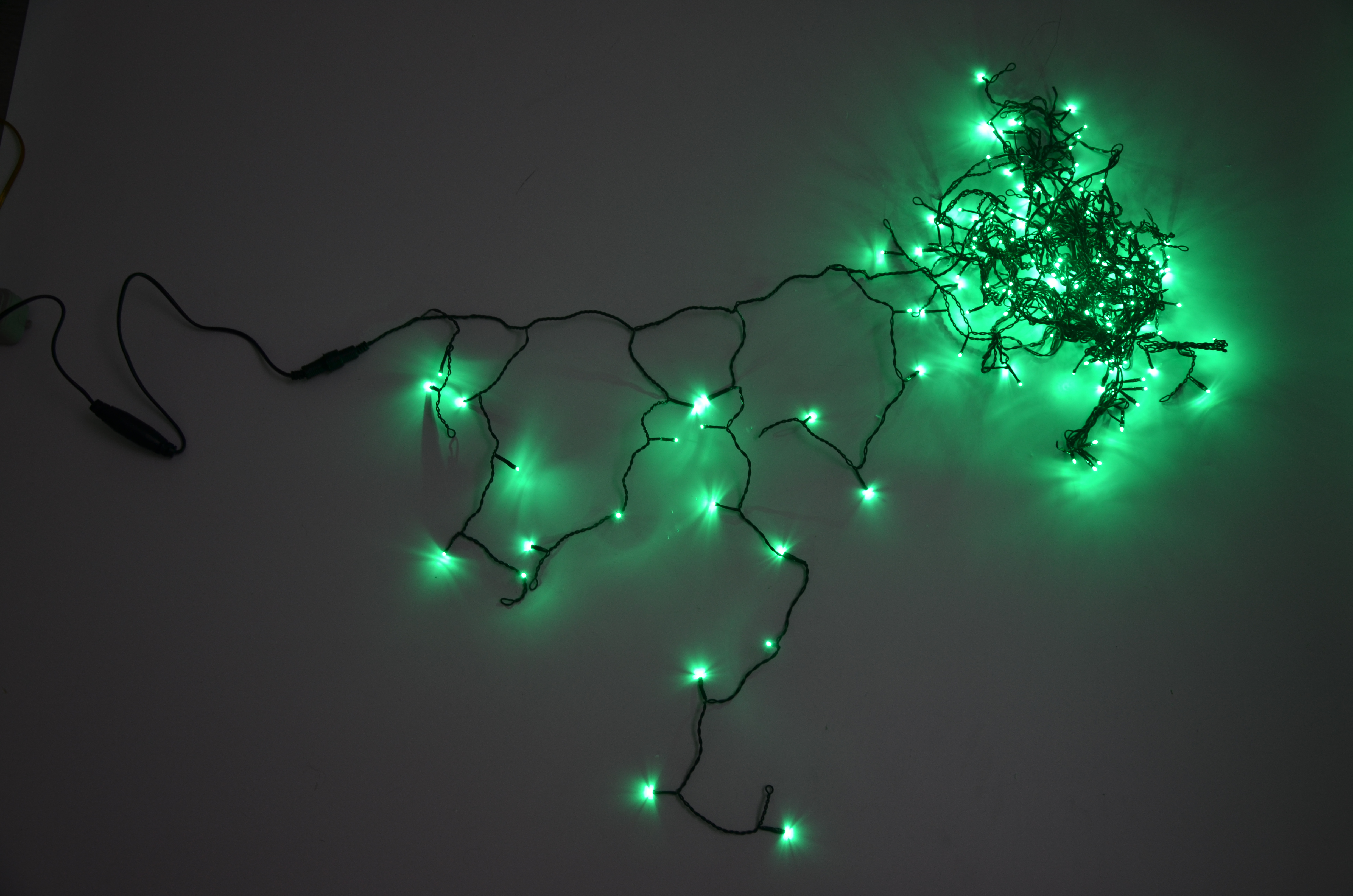 Гирлянда новогодняя Айсикл бахрома (Зеленые диоды черный провод) LED-RPL-180-240V-G/BL (FS-000897)