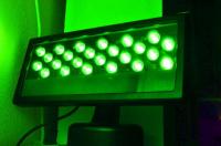 HPRO-005B-G , зеленый, 24 светодиода, 24W, 12V, алюминиевый корпус, 15-30 м освещение, 320*145*215 мм, угол освещения 20-30гр., IP 65, DMX