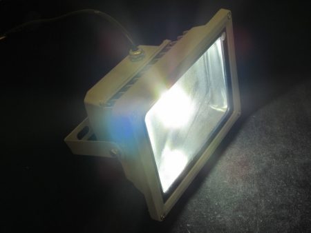 Изображение TGC-50-FT-NA-6K LED прожектор белый ,1LED-50W размер 287х243х125мм.  интернет магазин Иватек ivatec.ru
