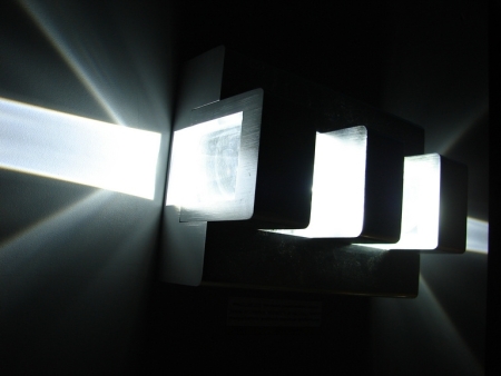 Изображение Stream-D-led CW (С ДРАЙВЕРМ В КОМПЛЕКТЕ) Светодиодный светильник накладной. холодный белый оттенок, 2*3W CREE XP-E, 220V/6W, 50-60Hz, 100-240VAC, корп  интернет магазин Иватек ivatec.ru