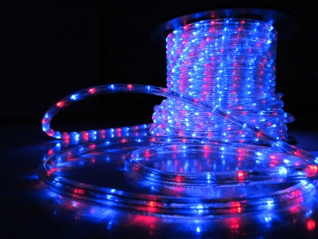 Изображение Дюралайт LED с динамикой, (R/B), 220V, D13 мм, 100м LED-XD-3W-100M-240V красно/синий, (4м) (FS-000  интернет магазин Иватек ivatec.ru