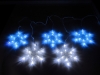 Изображение LED-SNOW-CL-60-1.2M-240V/B+W, 5 снежинок с интервалом 20см, цвет белый/синий, белый провод, 60 светодиодов, длина горизонтальной шины 1,2м  интернет магазин Иватек ivatec.ru
