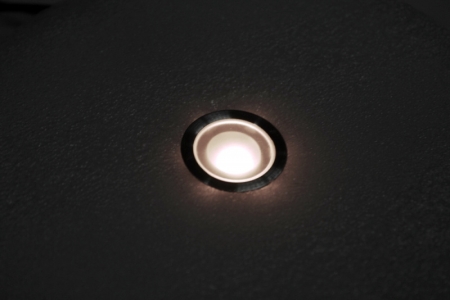 Изображение SC-B105B WW круглый LED floor light  корпус из нержавеющей стали, теплый белый свет, 30*H18.5mm, 0.3W, DC12V, IP67, кабель 0.5м с двух сторон с разъем  интернет магазин Иватек ivatec.ru