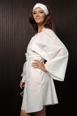Изображение Халат женский-кимоно с рукавами спанлейс 40 гр./м. Белый  12 шт арт.004506  интернет магазин Иватек ivatec.ru