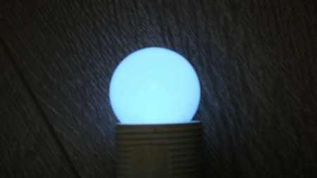 Изображение LED лампа - шарик с цоколем E27, 40 мм, (5 светодиодов), матовые, синий, G-Q009B LED-Lamp-E27-40-5-B  интернет магазин Иватек ivatec.ru