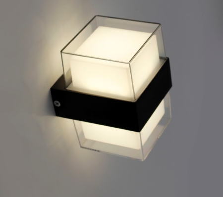 Изображение Светодиодный светильник,архитектурный,интерьерный  VALO 9W S-4000K-100x110x133-BLACK/CLEAR-220-IP54  интернет магазин Иватек ivatec.ru