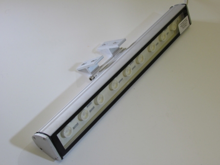 Изображение G-XQ100(0,5М) LED фасадный прожектор,9 LED по 3W,12V, R/G/B мульти, длина 0,5м, IP 65  интернет магазин Иватек ivatec.ru