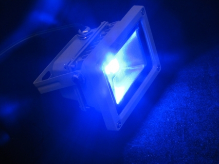Изображение TGC-10-FT-NA-B LED прожектор синий ,1LED-10W размер 115х85х75мм.  интернет магазин Иватек ivatec.ru