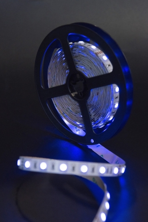 Изображение Лента светодиодная стандарт 5050, 60 LED/м, 14,4 Вт/м, 24В , IP20, Цвет: RGB, 00000000020  интернет магазин Иватек ivatec.ru