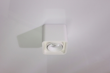 Изображение Потолочный накладной светильник SQUARE-OUT-01-WH-WW (теплый белый свет, белый корпус),размер:L100хW100хH85мм, в комплекте сдрайверм тока  интернет магазин Иватек ivatec.ru
