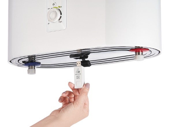 Водонагреватель Electrolux EWH 30 Centurio IQ 2.0