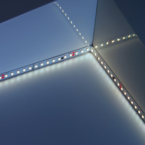 Лента светодиодная 120SMD(2835)/м 11Вт/м 24V 20000*10*1.22мм 6000К, LS520 FERON