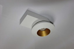 Накладное декоративное кольцо (белое/золото) FRAME RING OUT WH-GL в светильники серии ROUND-OUT-02/03 and ROUND-IN-03/04